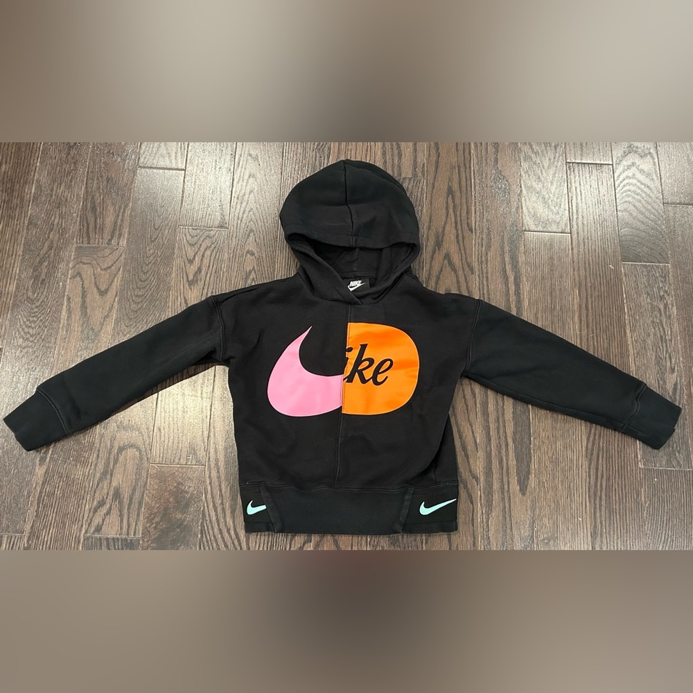 Girls size small Nike sweater